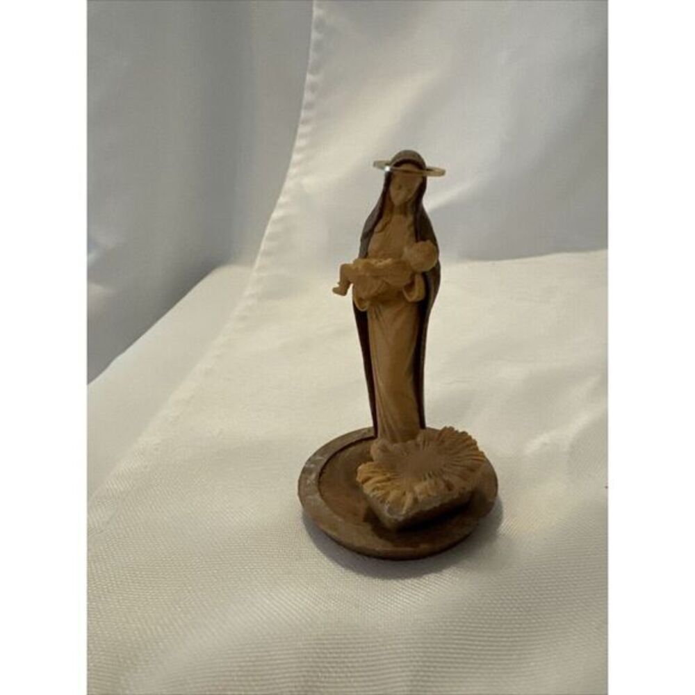 Vintage Plastic Italian Madonna and Child Made in Italy by Mod Deposed